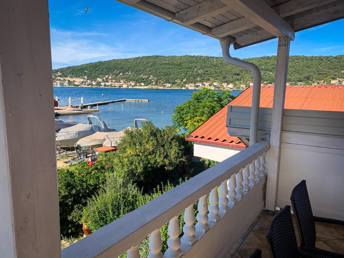 Apartments Gurman Супетарска-Драга Экстерьер фото