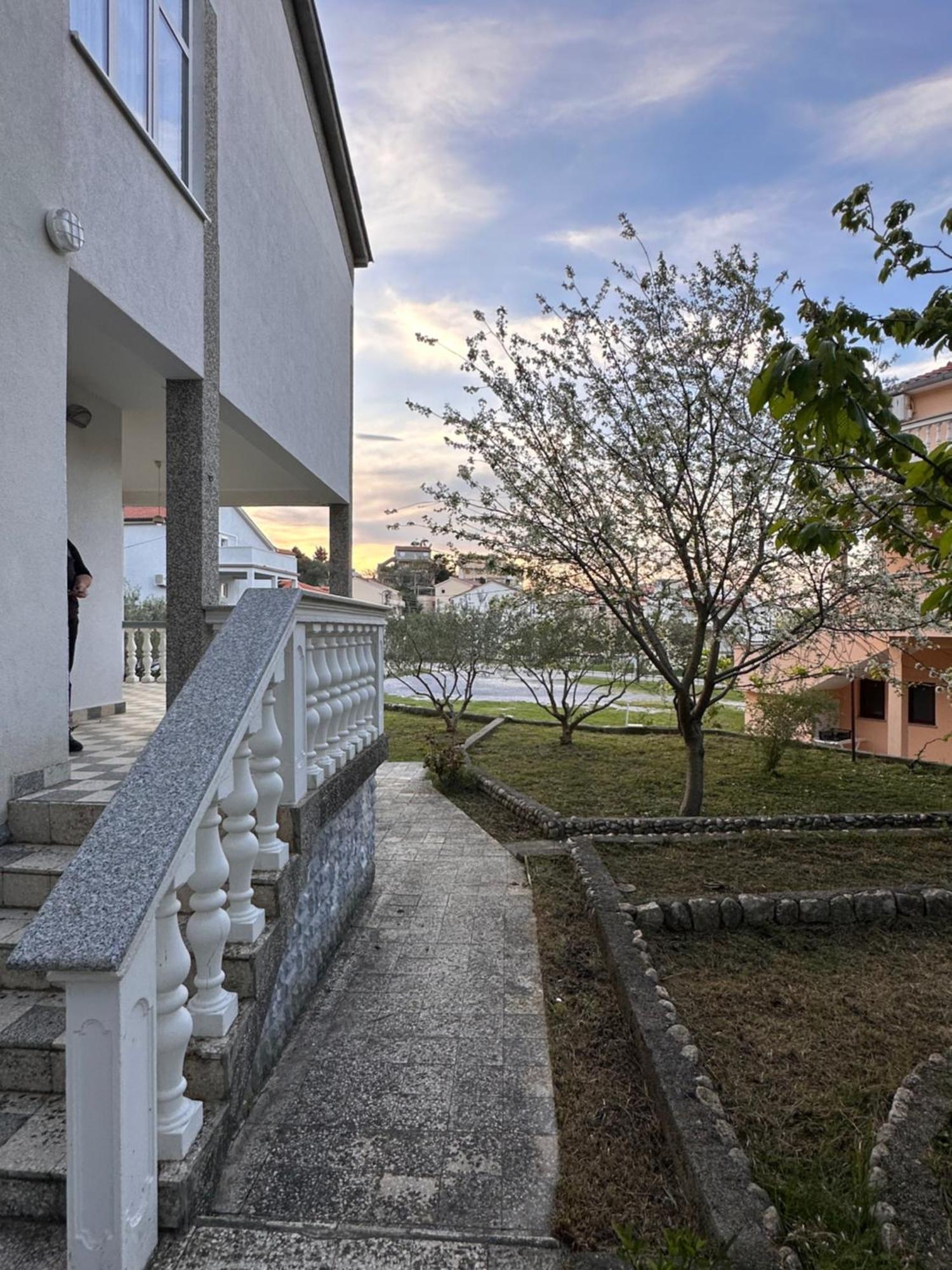 Apartments Gurman Супетарска-Драга Экстерьер фото