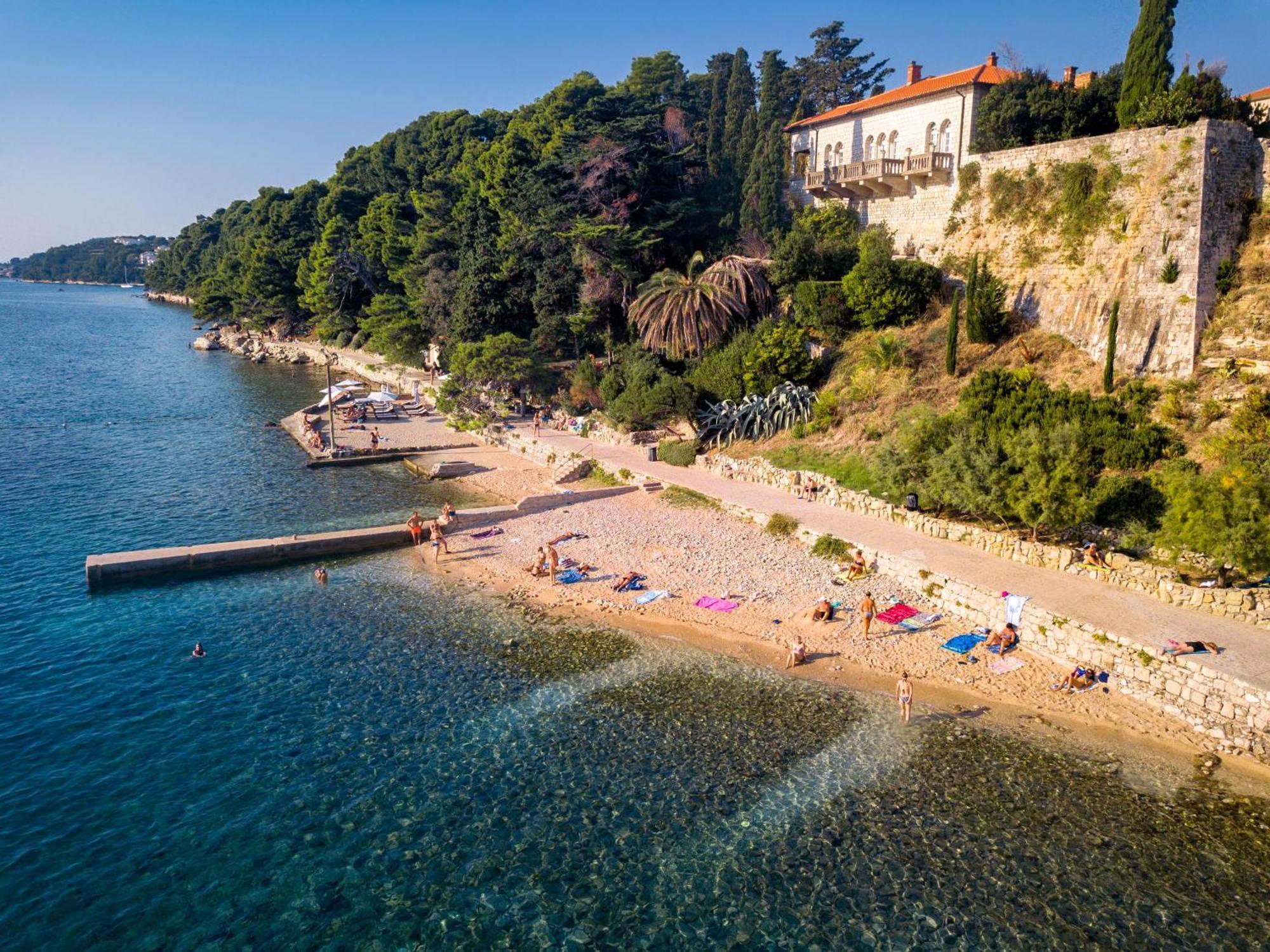 Apartments Gurman Супетарска-Драга Экстерьер фото